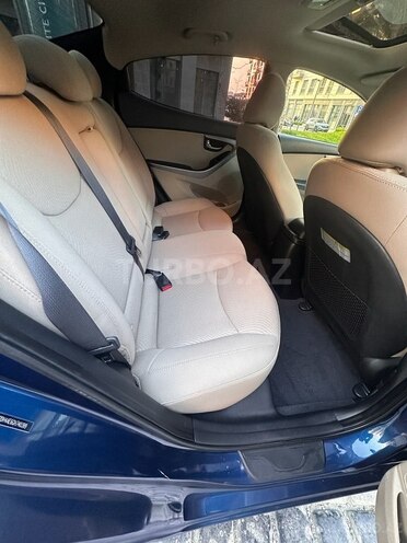 Hyundai Elantra 2015, 79,180 km - 1.8 л - Bakı