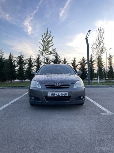 Toyota Corolla 2005, 274,325 km - 1.4 l - Salyan