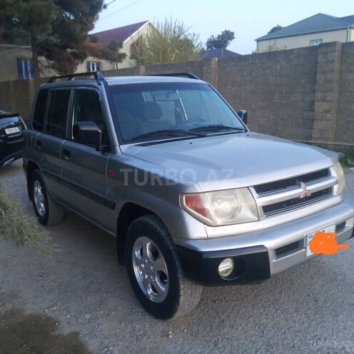 Mitsubishi Pajero io 2001, 168,500 km - 2.0 л - Bakı