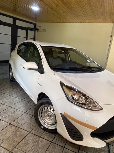 Toyota Aqua 2019, 131,000 km - 1.5 л - Bakı