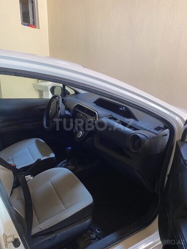 Toyota Aqua 2019, 131,000 km - 1.5 л - Bakı