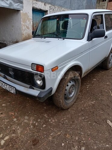 LADA (VAZ) Niva 2009, 15,000 km - 1.7 l - Tovuz