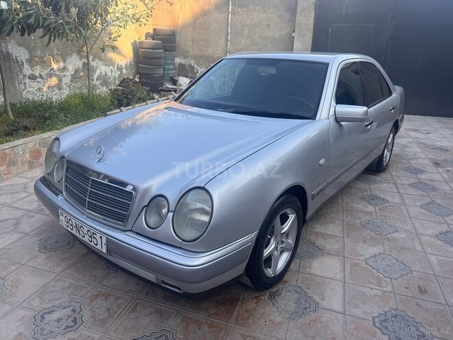 Mercedes E 230 1996, 325,452 km - 2.3 л - Bakı