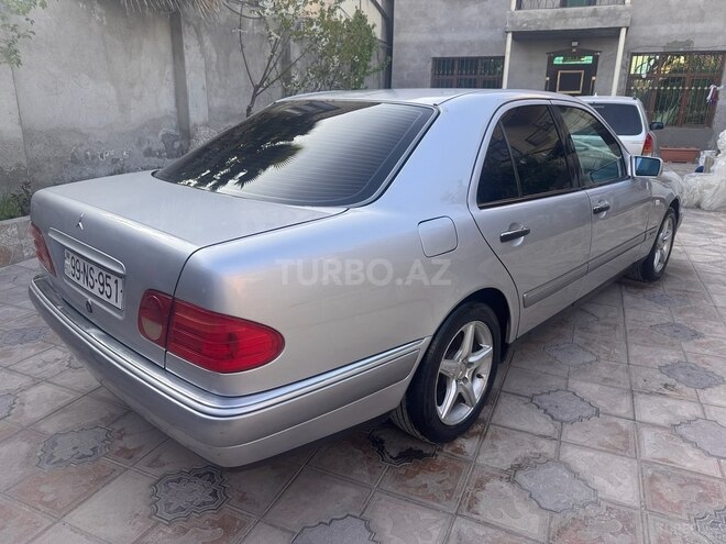 Mercedes E 230 1996, 325,452 km - 2.3 л - Bakı