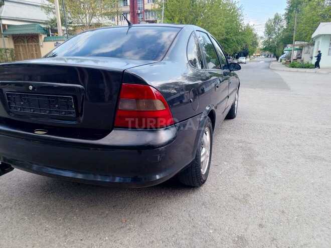 Opel Vectra-7