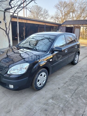 Kia Rio 2009, 230,000 km - 1.4 l - Qusar