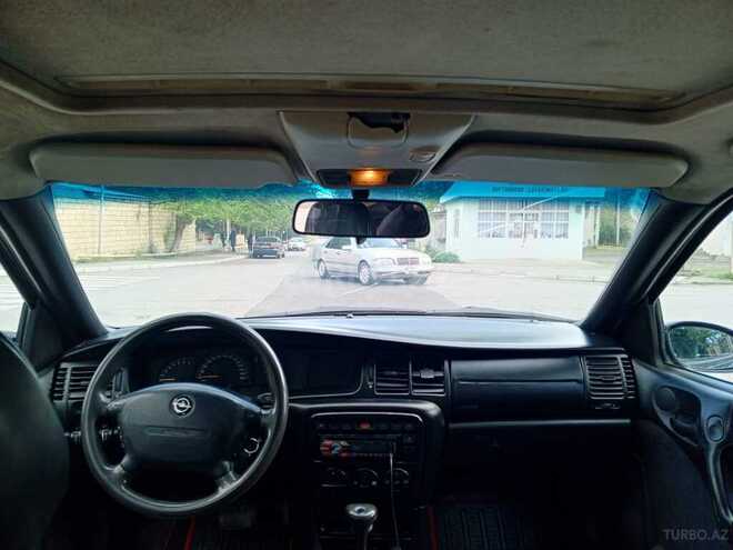 Opel Vectra-9