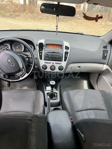 Kia Ceed 2008, 270,000 km - 1.6 л - Goranboy