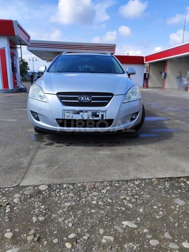 Kia Ceed 2008, 270,000 km - 1.6 л - Goranboy