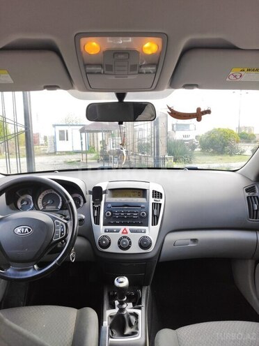 Kia Ceed 2008, 270,000 km - 1.6 л - Goranboy
