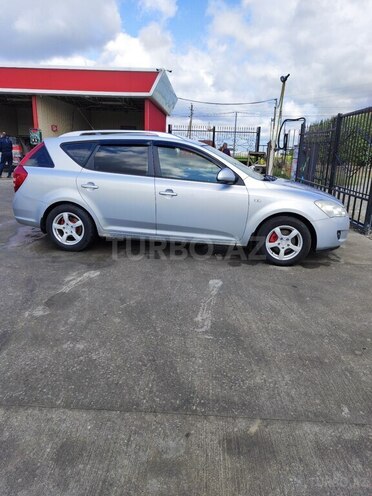 Kia Ceed 2008, 270,000 km - 1.6 л - Goranboy