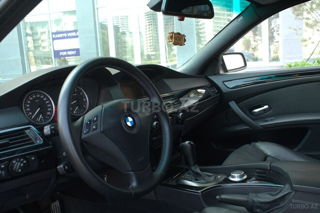 BMW 530 2004, 286,800 km - 3.0 l - Bakı