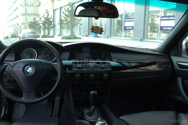 BMW 530 2004, 286,800 km - 3.0 l - Bakı