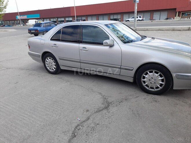 Mercedes E 270 2001, 530,000 km - 2.7 l - Ağcabədi