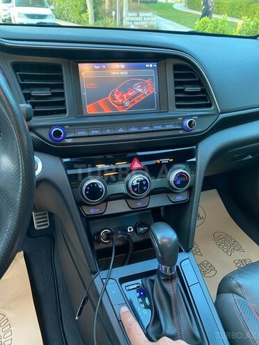 Hyundai Elantra 2019, 75,000 km - 1.6 l - Bakı
