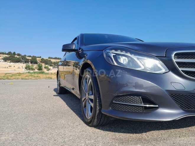 Mercedes E 220 d 4MATIC 2014, 227,000 km - 2.2 л - Bakı