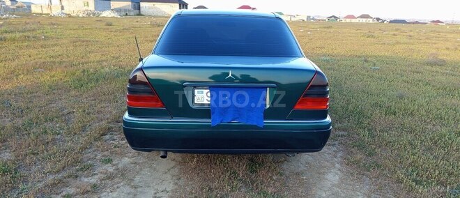 Mercedes C 180 1994, 246,000 km - 1.8 l - Bakı