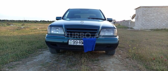 Mercedes C 180 1994, 246,000 km - 1.8 l - Bakı