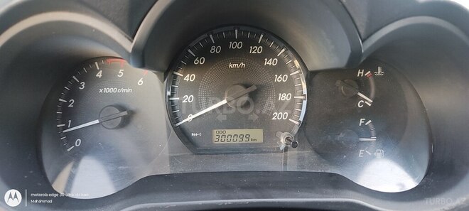 Toyota Hilux 2012, 300,100 km - 2.5 l - Sumqayıt
