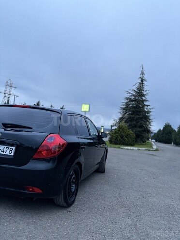 Kia Ceed 2007, 183,756 km - 1.4 l - Qazax