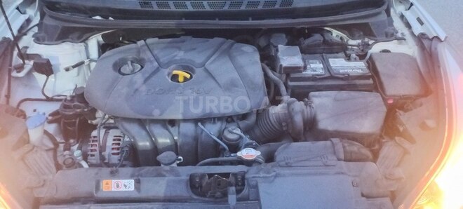 Hyundai Elantra 2015, 205,459 km - 1.8 l - Qusar