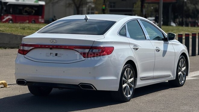Hyundai Grandeur 2015, 127,000 km - 2.2 l - Bakı
