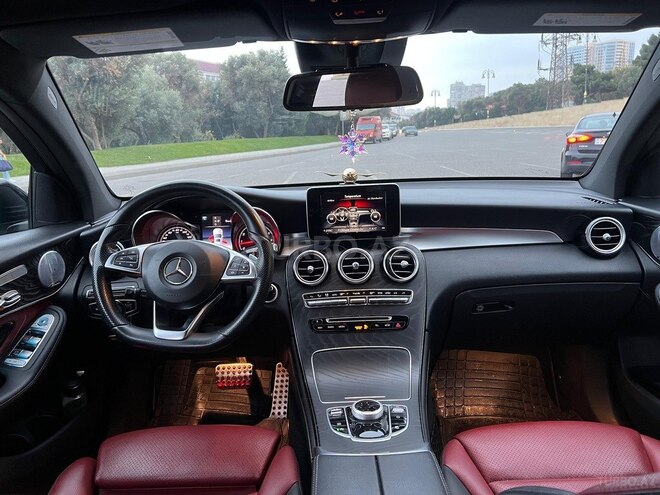 Mercedes GLC 300 4MATIC Coupe 2018, 60,000 km - 2.0 l - Bakı