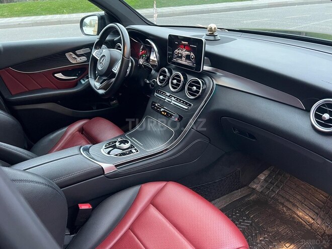 Mercedes GLC 300 4MATIC Coupe 2018, 60,000 km - 2.0 l - Bakı