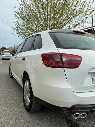 SEAT Ibiza-5