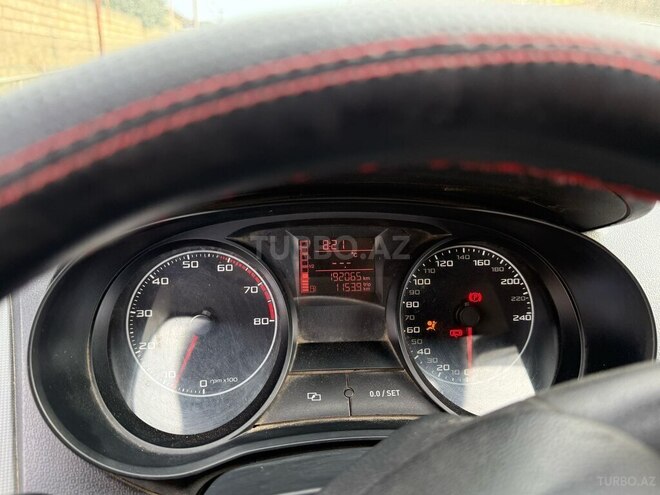 SEAT Ibiza-9