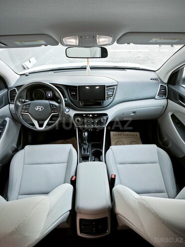 Hyundai Tucson-14