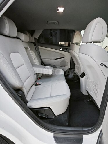 Hyundai Tucson-16