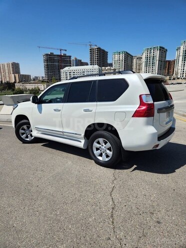 Toyota Land Cruiser Prado 2013, 310,000 km - 2.7 л - Bakı