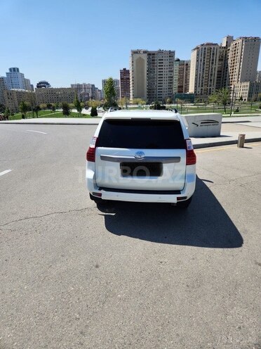Toyota Land Cruiser Prado 2013, 310,000 km - 2.7 л - Bakı