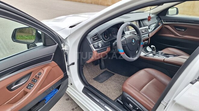 BMW 520-9