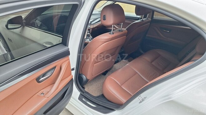 BMW 520-10