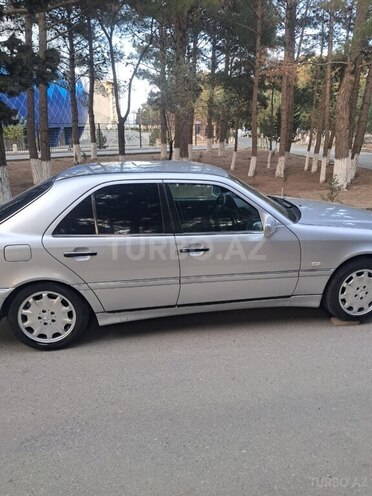 Mercedes C 200 1995, 255,000 km - 2.0 л - Sumqayıt