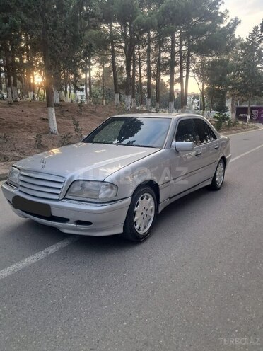 Mercedes C 200 1995, 255,000 km - 2.0 л - Sumqayıt