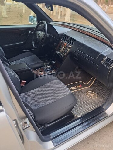 Mercedes C 200 1995, 255,000 km - 2.0 л - Sumqayıt