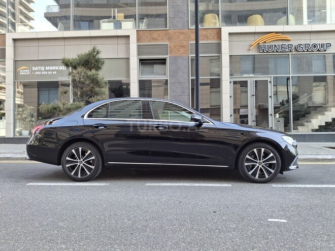 Mercedes E 300 e 2022, 33,000 km - 2.0 l - Bakı