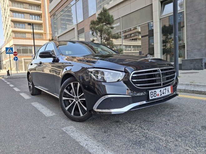 Mercedes E 300 e 2022, 33,000 km - 2.0 l - Bakı
