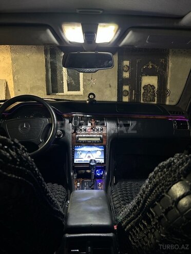 Mercedes E 280 1999, 340,800 km - 2.8 l - Tovuz