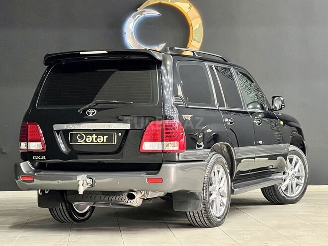 Toyota Land Cruiser-10