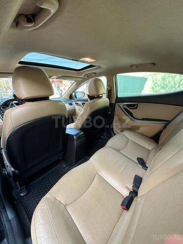 Hyundai Elantra 2013, 250,000 km - 1.8 l - Bakı