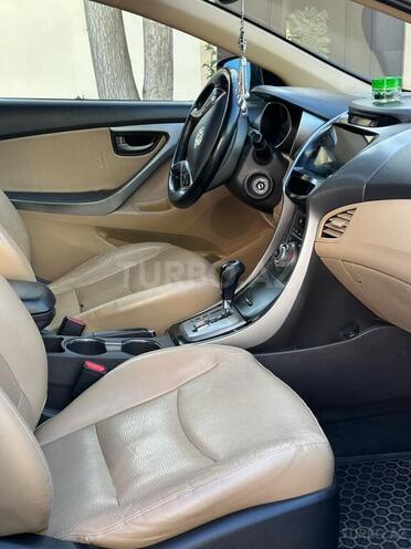 Hyundai Elantra 2013, 250,000 km - 1.8 l - Bakı