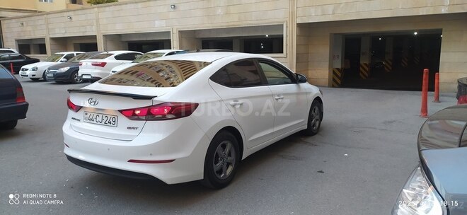 Hyundai Avante 2016, 225,000 km - 1.6 л - Bakı