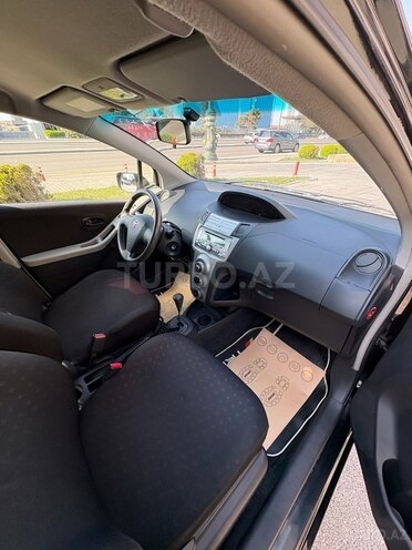 Toyota Yaris 2008, 95,740 km - 1.3 л - Bakı