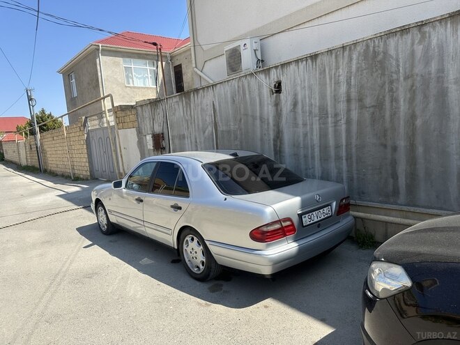 Mercedes E 230 1995, 365,000 km - 2.3 l - Bakı