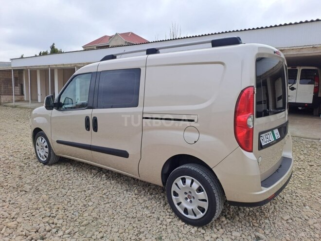 Fiat Doblo 2011, 262,045 km - 1.3 л - Bakı