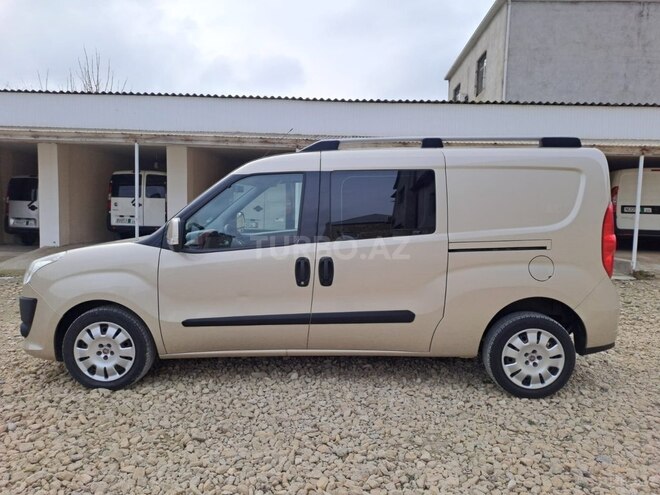 Fiat Doblo 2011, 262,045 km - 1.3 л - Bakı
